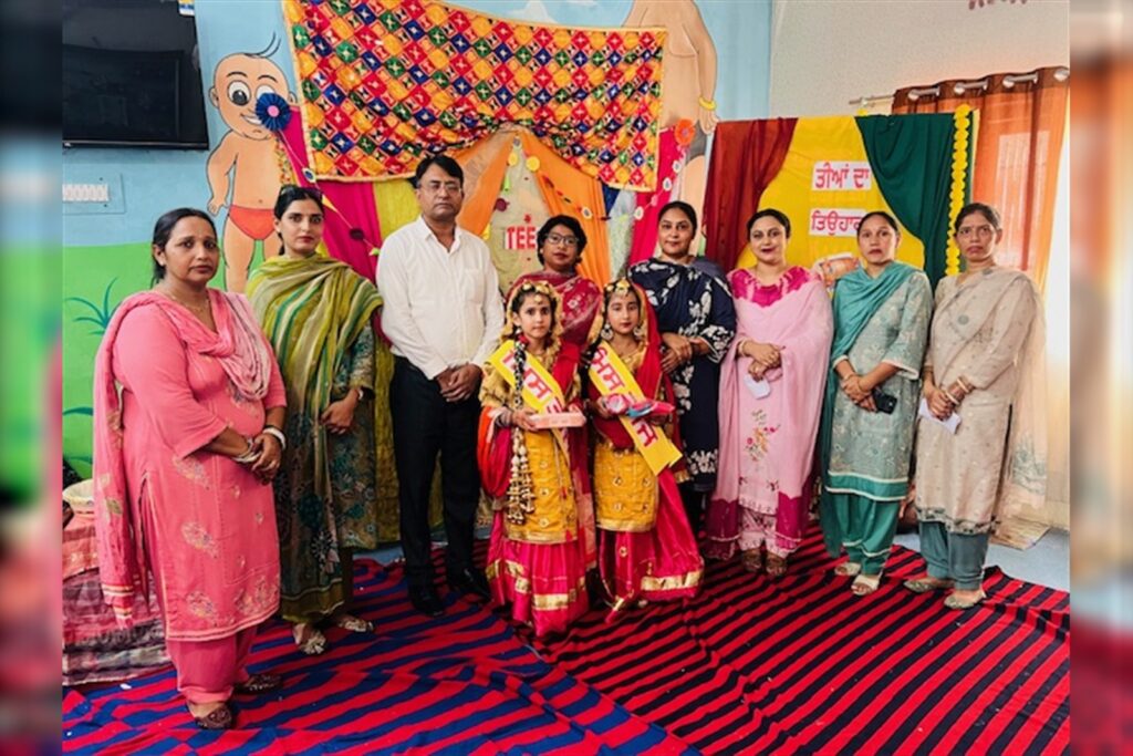 Students celebrating Teej at Sri Hemkunt Sahib Sen. Sec. School
